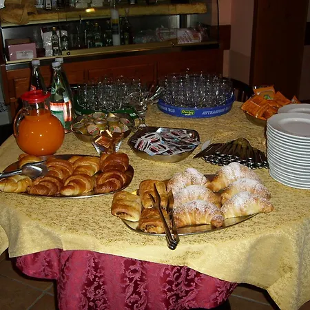 Formica 3*